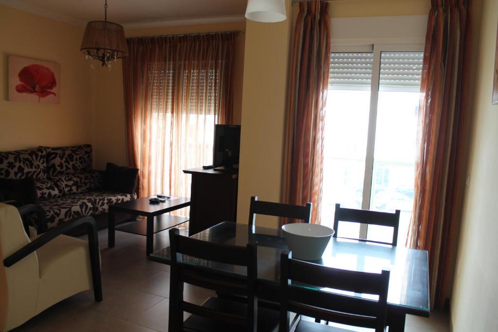 Apartamentos Turisticos Plaza Del Olvido Nerja Exteriör bild
