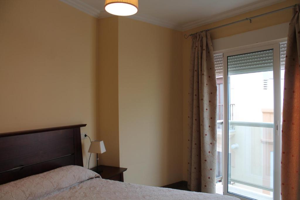 Apartamentos Turisticos Plaza Del Olvido Nerja Exteriör bild