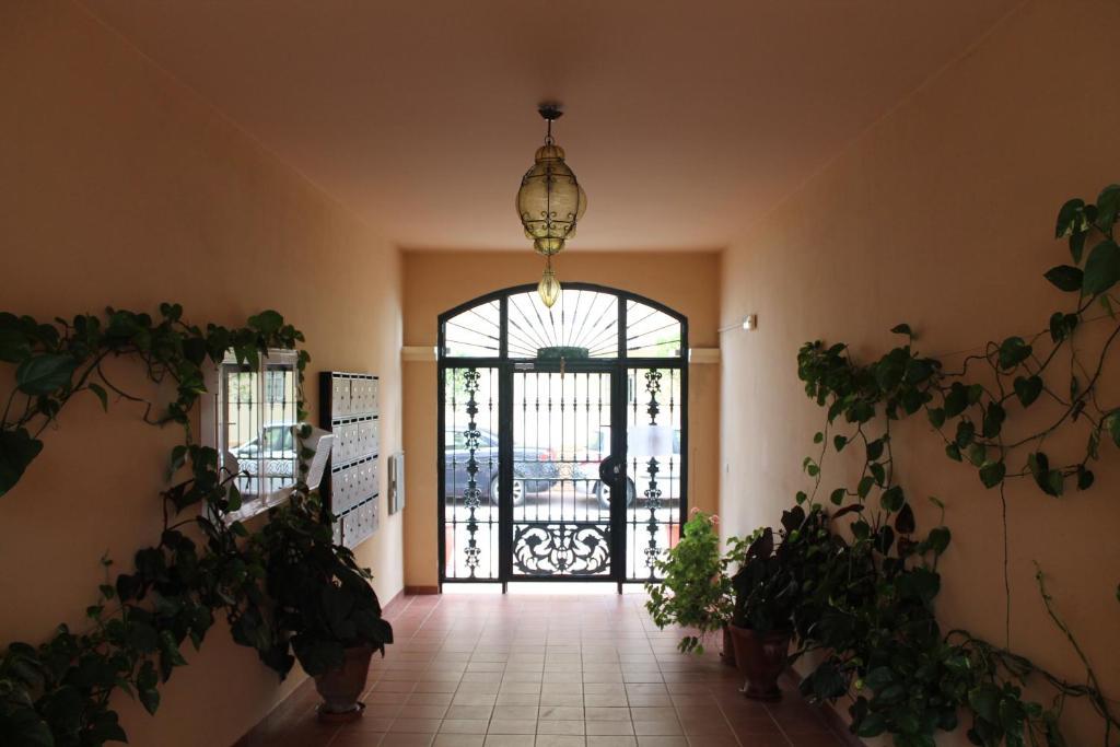 Apartamentos Turisticos Plaza Del Olvido Nerja Exteriör bild